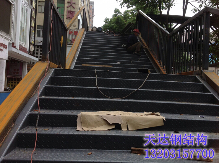 长沙钢结构楼梯工程